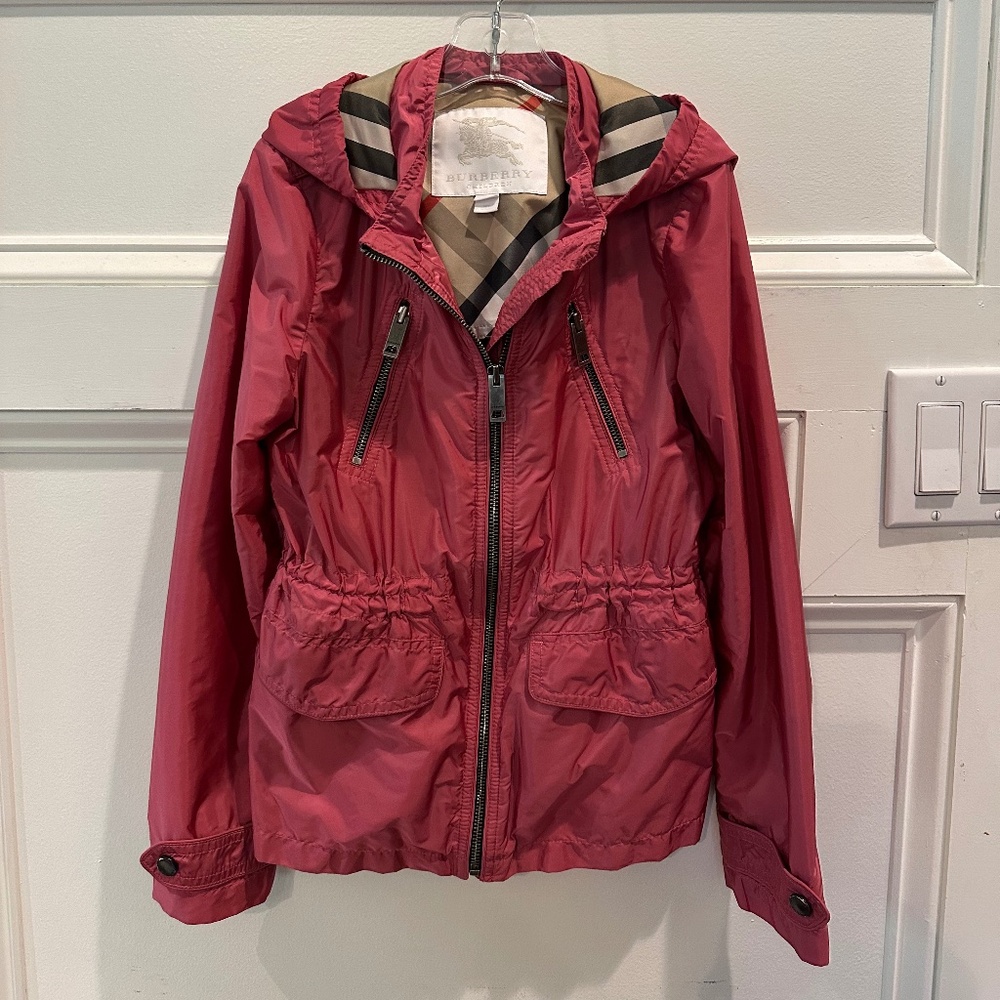 Girls Burberry raincoat